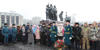 В Петербурге сотрудники ведомственной охраны Минтранса возложили цветы в память о полном освобождении Ленинграда от блокады - Петербургский дневник