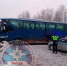В Синявино КамАЗ столкнулся с пассажирским автобусом - Петербургский формат