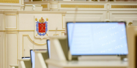 Петербургу хотят разрешить хранить часть бюджета в золоте и алмазах - Петербургский дневник