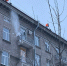 Петербургский рабочий сорвался с крыши во время уборки снега: спасатели спустили мужчину на землю - Neva.Today