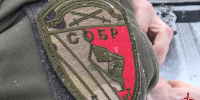 В Санкт-Петербурге при содействии СОБР Росгвардии задержаны подозреваемые в незаконном обороте наркотиков - Росгвардия