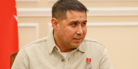 В Смольном наградили дворника, поймавшего выпавшего из окна мальчика - Neva.Today