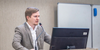Зампред Комтранса Петербурга Денис Усанов рассказал в ИПМЭиТ о ключевых трендах и перспективах развития общественного транспорта города - СПб ГПУ