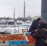 В ККИ Петербурга отчитались о работе за два месяца: как торговцы покидают точки возле станций метро - Neva.Today