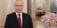 Владимир Путин поздравил россиянок с Международным женским днем - Spbdnevnik.ru