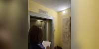 После обнаружения окровавленного трупа в подъезде в Шушарах задержан собутыльник убитого - Neva.Today