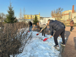 В Выборгском районе прошел внеочередной субботник