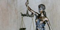 Судебные приставы ежедневно восстанавливают справедливость | ФОТО Tingey Injury Law Firm on Unsplash - С.-Петербургские ведомости