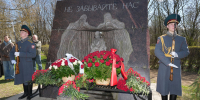Александр Бельской принял участие в возложении цветов к Памятнику жертвам нацизма в Красном Селе - Законодательное собрание