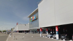 В Ленобласти подпалился логотип «МЕГА Дыбенко». Охранники сами потушили пожар