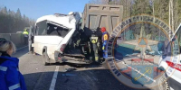 Двенадцать человек пострадали в массовом ДТП на трассе А-120 в Ленобласти - Spbdnevnik.ru