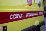 В Невском районе водитель протаранил детскую площадку и наехал на ребенка