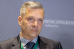 Геннадий Уваркин
