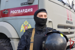 Cотрудники и военнослужащие Росгвардии обеспечили правопорядок при проведении матча "Зенит" - "Нефтчи"