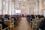 Александр Беглов вручил награды работникам строительного комплекса Петербурга в преддверии их профессионального праздника